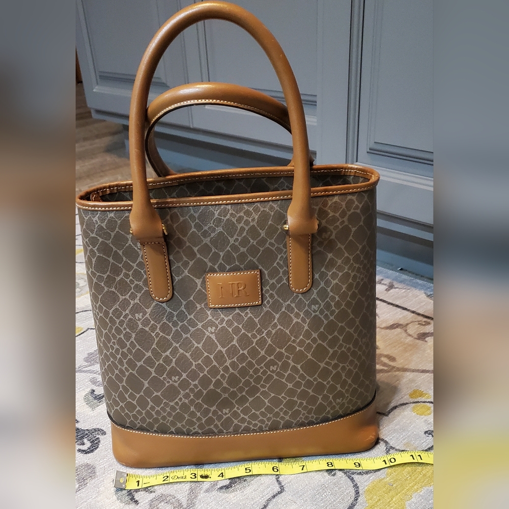 Nina Ricci Tan Women's Bag⚜️🤎⚜️